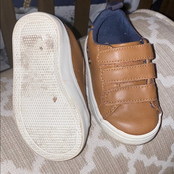 Old Navy Brown Toddler shoes - Picture 2 of 2